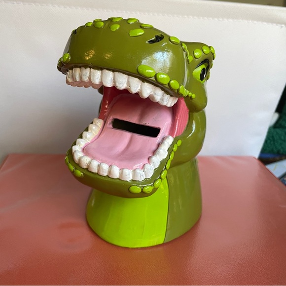 Dinosaur piggybank large coin slot fits folded bills too. Size in photos - Picture 6 of 6